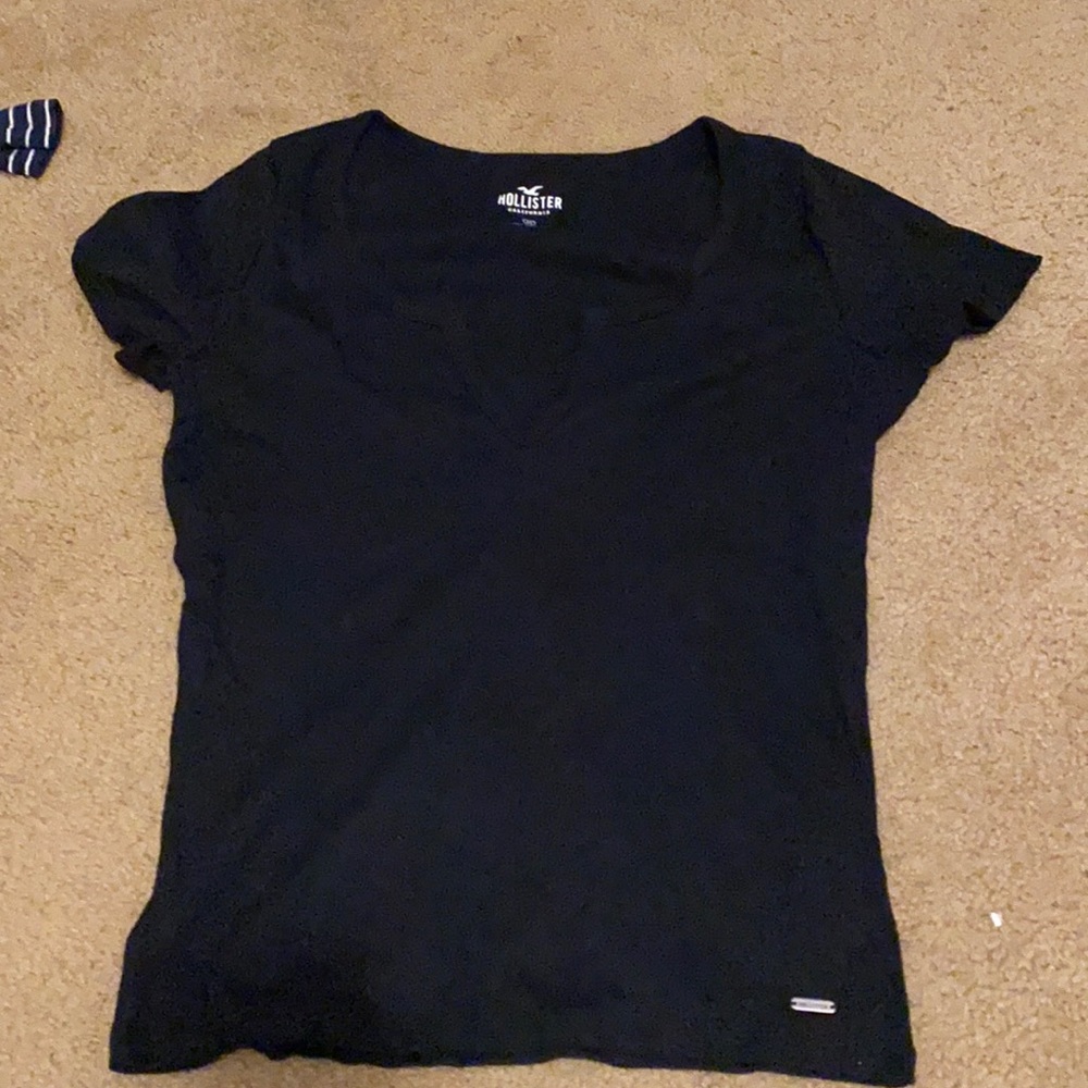 Hollister tshirt
